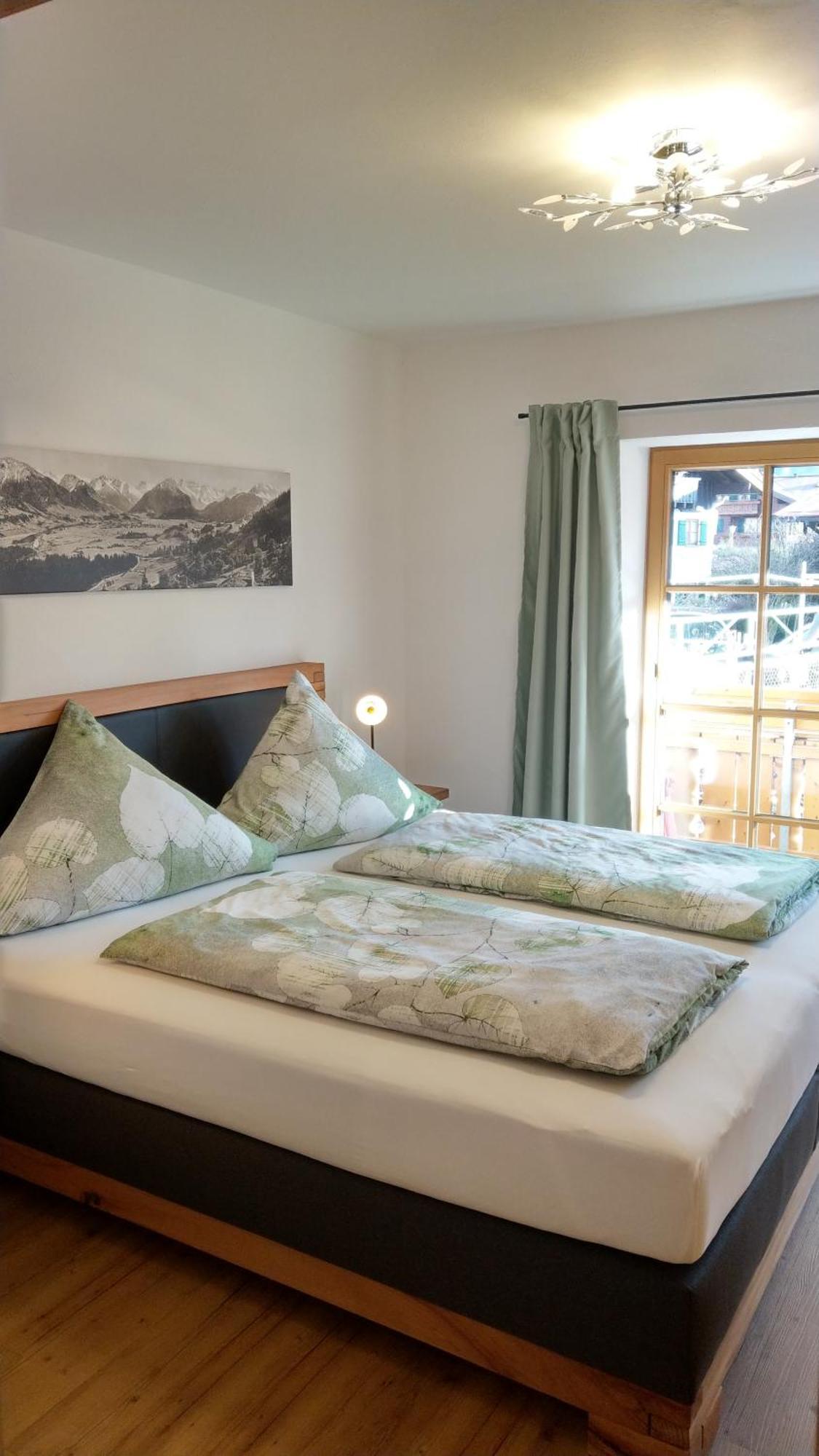 Alpstern Ferienwohnung Oberstdorf Ruang foto